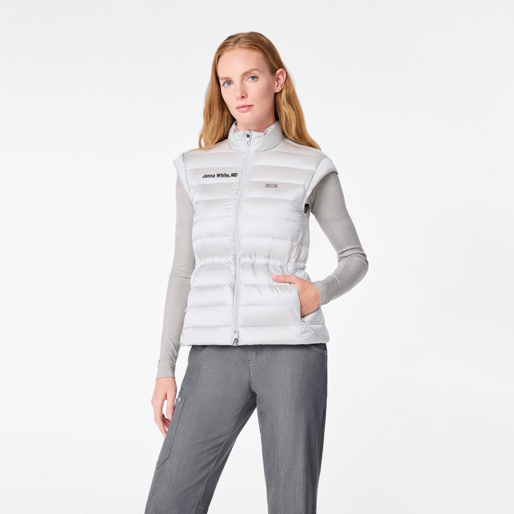 2025_Q4_10_METALLIC-GRAPHITE_METALLIC-PUFFER-VEST_CLARA_2094